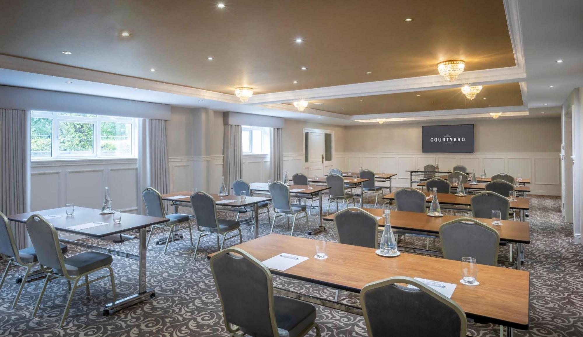 Court Yard Hotel Leixlip Zewnętrze zdjęcie